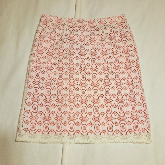 Willi Smith Beige Geometric Lace Pencil Skirt Size 2 - Picture 7 of 12